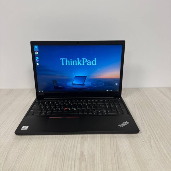 Ноутбук Lenovo ThinkPad E15 / 15.6" (1920x1080) IPS / Intel Core i5-10210U (4 (8) ядра по 1.6 - 4.2 GHz) / 8 GB DDR4 / 256 GB SSD NVMe / Intel UHD Graphics / WebCam - Зображення 2