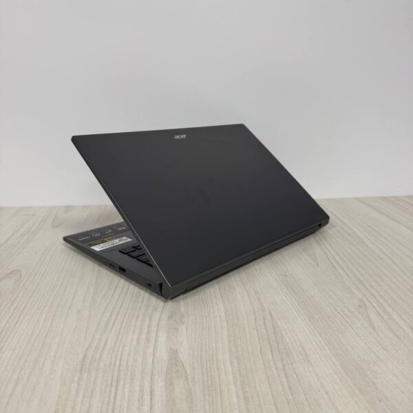 Ігровий ноутбук Б-клас Acer Swift X 14 SFX14-72G / 14.5" (2880x1800) OLED / Intel Core Ultra 7 155H (16 (22) ядер по 3.8 - 4.8 GHz) / 16 GB DDR5 / 1000 GB SSD NVMe / nVidia GeForce RTX 4060, 8 GB GDDR6, 128-bit / WebCam - Зображення 6