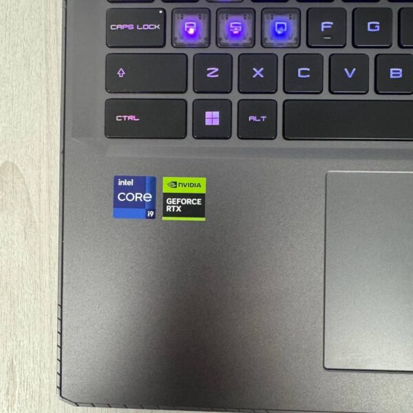 Ігровий ноутбук Б-клас MSI Vector GP68HX 12VH / 16" (1920x1200) IPS / Intel Core i9-12900HX (16 (24) ядер по 3.6 - 5.0 GHz) / 32 GB DDR5 / 1000 GB SSD NVMe / nVidia GeForce RTX 4080, 12 GB GDDR6, 192-bit / WebCam - Зображення 8