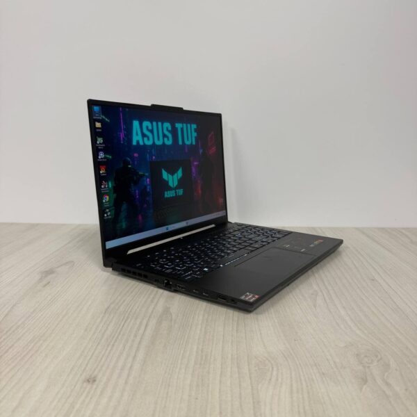 Ігровий ноутбук Б-клас Asus TUF Gaming Advantage A16 FA617NS / 16" (1920x1200) IPS / AMD Ryzen 7 7735HS (8 (16) ядер по 3.2 - 4.75 GHz) / 16 GB DDR5 / 512 GB SSD NVMe / AMD Radeon RX 7600S, 8 GB GDDR6, 128-bit / WebCam - Зображення 4