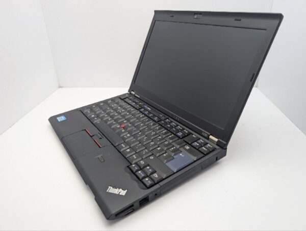 Нетбук Lenovo ThinkPad X220 / 12.5" (1366x768) TN / Intel Core i5-2520M (2 (4) ядра по 2.5 - 3.2 GHz) / 8 GB DDR3 / 500 GB HDD / Intel HD Graphics 3000 / WebCam - Зображення 7