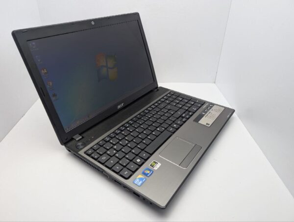 Ноутбук Acer Aspire 5741G / 15.6" (1366x768) TN / Intel Core i5-430M (2 (4) ядра по 2.26 - 2.53 GHz) / 6 GB DDR3 / 500 GB HDD / nVidia GeForce GT 320M, 1 GB GDDR3, 64-bit / WebCam / DVD-ROM - Зображення 6
