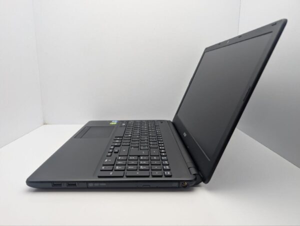 Ноутбук Acer Aspire E1-570G / 15.6" (1366x768) TN / Intel Core i3-3217U (2 (4) ядра по 1.8 GHz) / 8 GB DDR3 / 1000 GB HDD / nVidia GeForce GT 740M, 2 GB GDDR3, 64-bit / WebCam / DVD-ROM - Зображення 5