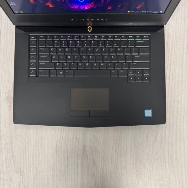 Ігровий ноутбук Б-клас Dell Alienware 15 R3 / 15.6" (1920x1080) IPS / Intel Core i5-6300HQ (4 ядра по 2.3 - 3.2 GHz) / 16 GB DDR4 / 256 GB SSD NVMe / nVidia GeForce GTX 1060, 6 GB GDDR5, 192-bit / WebCam - Зображення 7