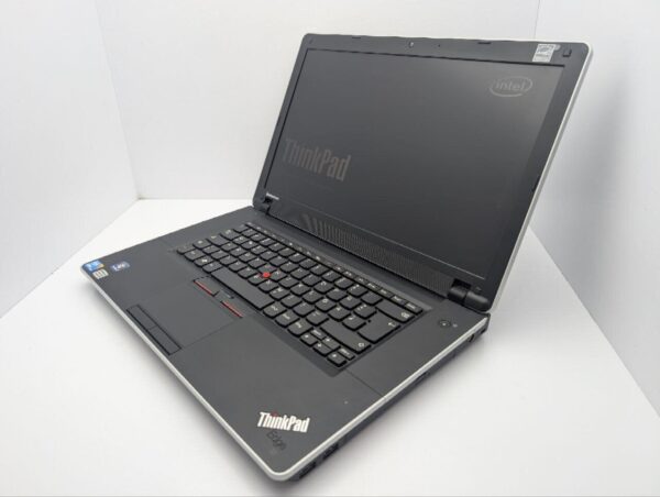Ноутбук Lenovo ThinkPad Edge 15 / 15.6" (1366x768) TN / Intel Core i3-370M (2 (4) ядра по 2.4 GHz) / 6 GB DDR3 / 500 GB HDD / Intel HD Graphics / WebCam / DVD-ROM - Зображення 7