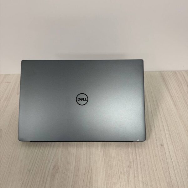 Ультрабук Б-клас Dell Vostro 5590 / 15.6" (1920x1080) IPS / Intel Core i5-10210U (4 (8) ядра по 1.6 - 4.2 GHz) / 8 GB DDR4 / 256 GB SSD / nVidia GeForce MX250, 2 GB GDDR5, 64-bit / WebCam - Зображення 3