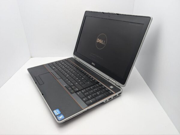 Ноутбук Dell Latitude E6520 / 15.6" (1920x1080) TN / Intel Core i7-2620M (2 (4) ядра по 2.7 - 3.4 GHz) / 8 GB DDR3 / 1000 GB HDD / Intel HD Graphics 3000 / WebCam / DVD-ROM - Зображення 7