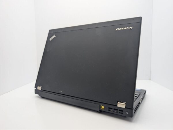 Нетбук Lenovo ThinkPad X220 / 12.5" (1366x768) TN / Intel Core i5-2520M (2 (4) ядра по 2.5 - 3.2 GHz) / 8 GB DDR3 / 500 GB HDD / Intel HD Graphics 3000 / WebCam - Зображення 8