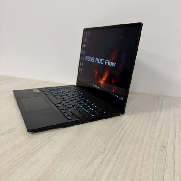 Ігровий ультрабук-трансформер Asus Rog Flow x13 GV301QH / 13.4" (1920x1080) IPS Touch / AMD Ryzen 9 5900HS (8 (16) ядер по 3.0 - 4.6 GHz) / 16 GB DDR4 / 1000 GB SSD NVMe / nVidia GeForce GTX 1650 Max-Q, 4 GB GDDR6, 128-bit / WebCam - Зображення 5