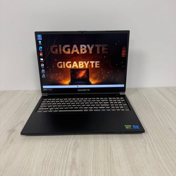 Ігровий ноутбук Gigabyte G6 KF / 16" (1920x1200) IPS / Intel Core i7-13620H (10 (16) ядер по 3.6 - 4.9 GHz) / 16 GB DDR5 / 1000 GB SSD NVMe / nVidia GeForce RTX 4060, 8 GB GDDR6, 128-bit / WebCam - Зображення 2