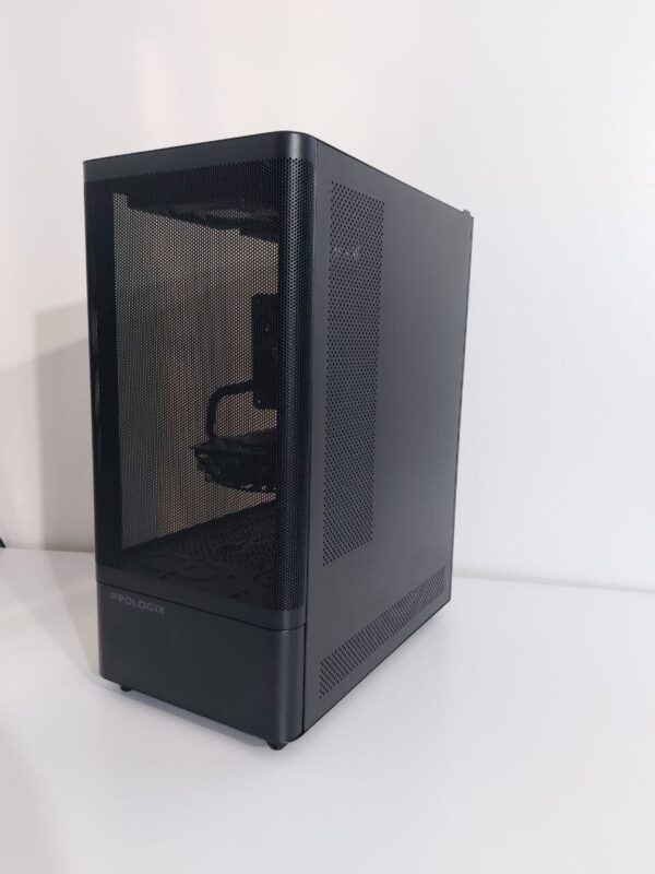 Ігровий ПК Prologix GM-01MAB Tower / Intel Core i7-6700K (4 (8) ядра по 4.2 - 4.2 GHz) / 24 GB DDR4 / 256 GB SSD M.2 + 1000 GB HDD / nVidia GeForce GTX 1070, 8 GB GDDR5, 256-bit / 600W + Кабелі підключення, перехідник, пульт управління - Зображення 4