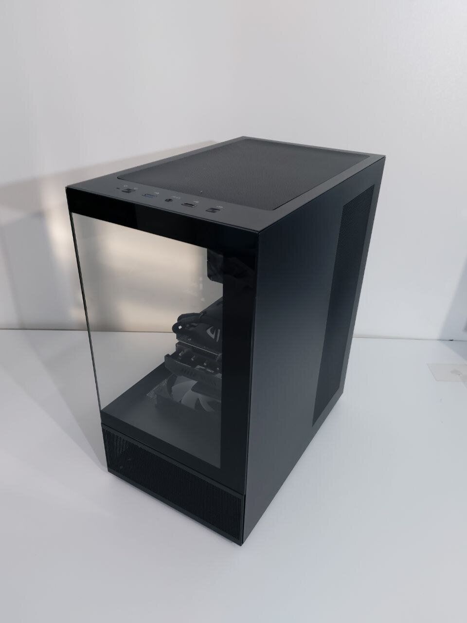 Ігровий ПК 1stPlayer Mi7-A Tower / Intel Core i7-9700 (8 ядер по 3.0 - 4.7 GHz) / 32 GB DDR4 / 1000 GB SSD M.2 / nVidia GeForce RTX 2080 Ti, 11 GB GDDR6, 352-bit / 650W + Кабелі підключення - Зображення 4