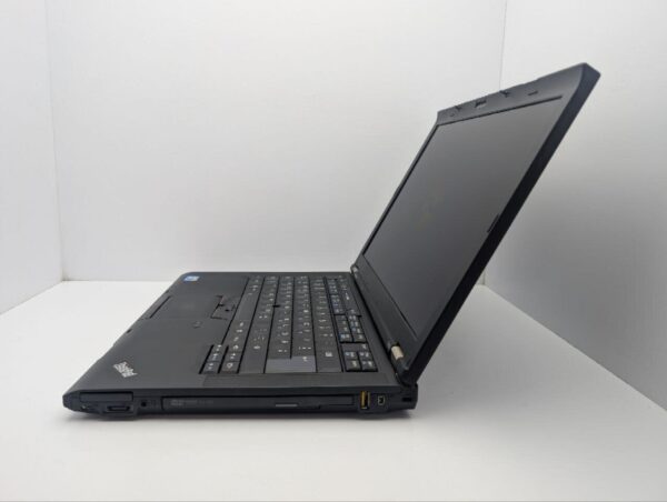 Ноутбук Lenovo ThinkPad T410 / 14" (1366x768) TN / Intel Core i5-540M (2 (4) ядра по 2.5 - 3.0 GHz) / 6 GB DDR3 / 250 GB HDD / Intel HD Graphics / DVD-ROM - Зображення 5