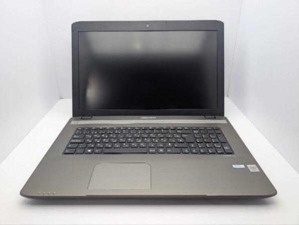 Ноутбук Medion Akoya E7225 / 17.3" (1600x900) TN / Intel Celeron N2840 (2 ядра по 2.16 - 2.58 GHz) / 8 GB DDR3 / 120 GB SSD / Intel HD Graphics / WebCam / DVD-ROM / АКБ не тримає - Зображення 3