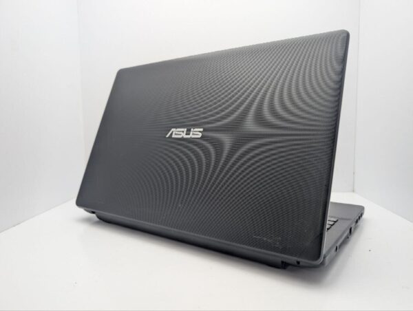 Ноутбук Asus F551M / 15.6" (1366x768) TN / Intel Pentium N3530 (4 ядра по 2.16 - 2.58 GHz) / 8 GB DDR3 / 120 GB SSD / Intel HD Graphics / WebCam / DVD-ROM - Зображення 8