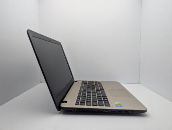 Ноутбук Asus R540N / 15.6" (1366x768) TN / Intel Celeron N3350 (2 ядра по 1.1 - 2.4 GHz) / 4 GB DDR3 / 120 GB SSD / nVidia GeForce 920MX, 2 GB GDDR3, 64-bit / WebCam - Зображення 4