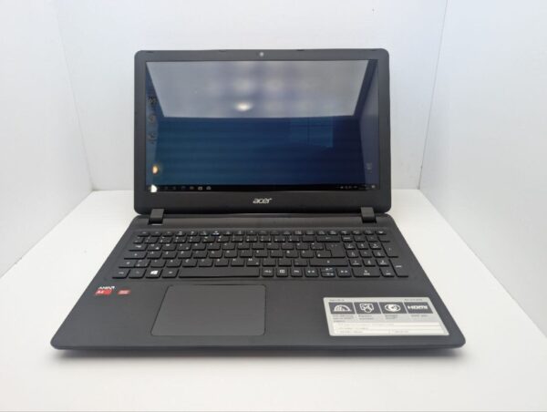 Ноутбук Acer Aspire ES1-523 / 15.6" (1366x768) TN / AMD A4-7210 (4 ядра по 1.8 - 2.2 GHz) / 8 GB DDR3 / 120 GB SSD / AMD Radeon R3 Graphics / WebCam / DVD-ROM - Зображення 3