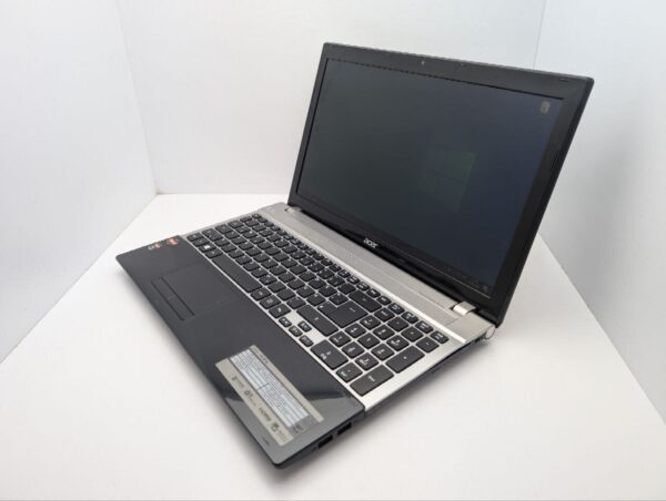 Ноутбук Acer Aspire V3-551G / 15.6" (1366x768) TN / AMD A10-4600M (4 ядра по 2.3 - 3.2 GHz) / 8 GB DDR3 / 1000 GB HDD / AMD Radeon HD 7670M, 2 GB GDDR3, 128-bit / WebCam / DVD-ROM - Зображення 7