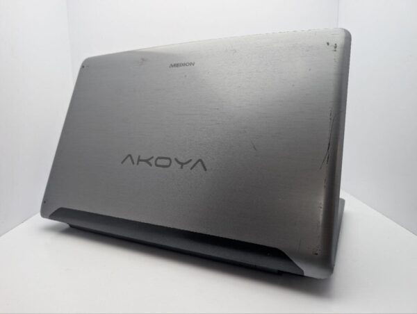 Ноутбук Medion Akoya E7222 / 17.3" (1920x1080) TN / Intel Pentium 2020M (2 ядра по 2.4 GHz) / 8 GB DDR3 / 500 GB HDD / Intel HD Graphics / WebCam / DVD-ROM / АКБ не тримає - Зображення 8