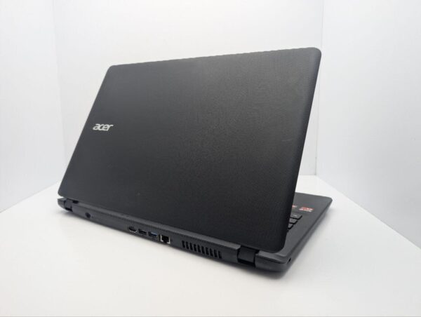 Ноутбук Acer Aspire ES1-523 / 15.6" (1366x768) TN / AMD A4-7210 (4 ядра по 1.8 - 2.2 GHz) / 8 GB DDR3 / 120 GB SSD / AMD Radeon R3 Graphics / WebCam / DVD-ROM - Зображення 8