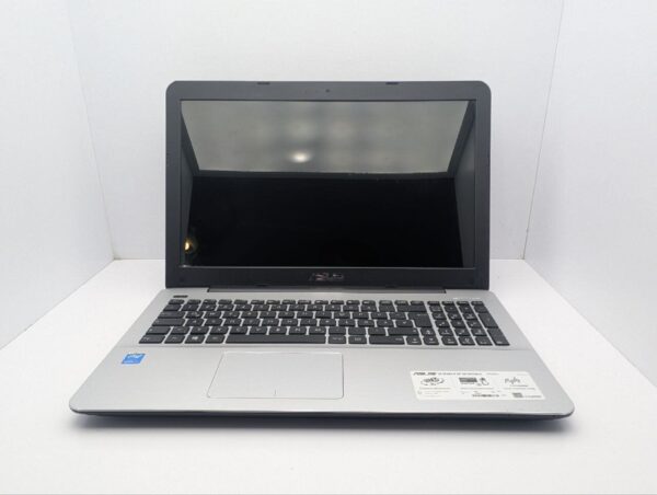 Ноутбук Asus F555L / 15.6" (1366x768) TN / Intel Core i3-5005U (2 (4) ядра по 2.0 GHz) / 8 GB DDR3 / 240 GB SSD / Intel HD Graphics 5500 / WebCam / DVD-ROM - Зображення 3