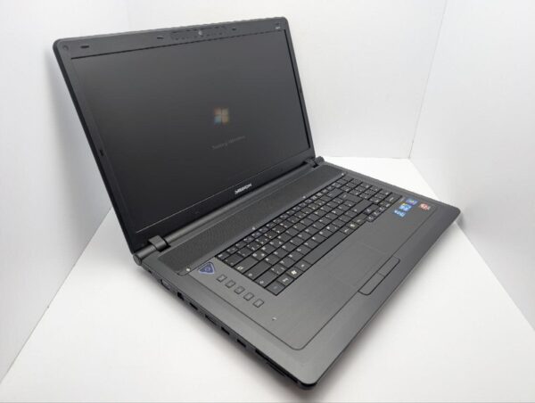 Ноутбук Medion Akoya P8416 / 18.4" (1600x900) TN / Intel Core i3-350M (2 (4) ядра по 2.26 GHz) / 6 GB DDR3 / 500 GB HDD / AMD Radeon HD 4650, 1 GB GDDR3, 128-bit / WebCam / DVD-ROM - Зображення 6