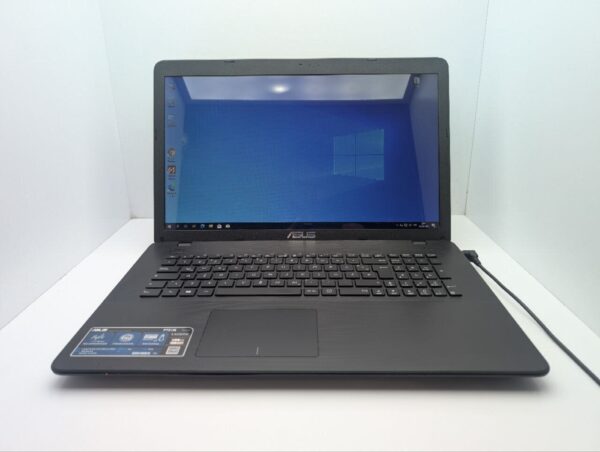 Ноутбук Asus F751M / 17.3" (1600x900) TN / Intel Celeron N2940 (4 ядра по 1.83 - 2.25 GHz) / 8 GB DDR3 / 120 GB SSD / Intel HD Graphics / WebCam / DVD-ROM - Зображення 2