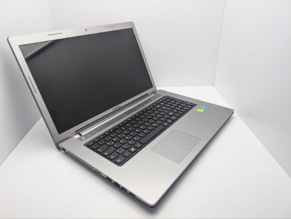 Ноутбук Б-клас Lenovo IdeaPad Z710 / 17.3" (1600x900) TN / Intel Core i5-4200M (2 (4) ядра по 2.5 - 3.1 GHz) / 8 GB DDR3 / 1000 GB HDD / nVidia GeForce GT 740M, 2 GB GDDR3, 64-bit / WebCam / DVD-ROM - Зображення 7