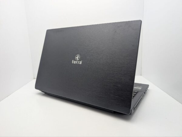 Ноутбук Terra Mobile 1548 / 15.6" (1920x1080) TN / Intel Core i3-4000M (2 (4) ядра по 2.4 GHz) / 8 GB DDR3 / 240 GB SSD / nVidia GeForce GT 740M, 2 GB GDDR3, 64-bit / WebCam / DVD-ROM - Зображення 8
