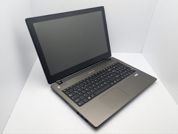 Ноутбук Medion E6239E / 15.6" (1366x768) TN Touch / Intel Pentium N3530 (4 ядра по 2.16 - 2.58 GHz) / 8 GB DDR3 / 120 GB SSD / Intel HD Graphics / WebCam / DVD-ROM - Зображення 6