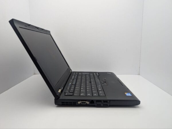 Ноутбук Lenovo ThinkPad T410 / 14" (1366x768) TN / Intel Core i5-540M (2 (4) ядра по 2.5 - 3.0 GHz) / 6 GB DDR3 / 250 GB HDD / Intel HD Graphics / DVD-ROM - Зображення 4