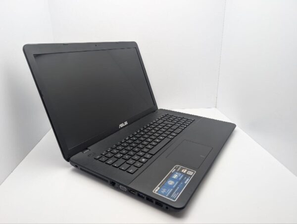 Ноутбук Asus F751M / 17.3" (1600x900) TN / Intel Celeron N2940 (4 ядра по 1.83 - 2.25 GHz) / 8 GB DDR3 / 120 GB SSD / Intel HD Graphics / WebCam / DVD-ROM - Зображення 6