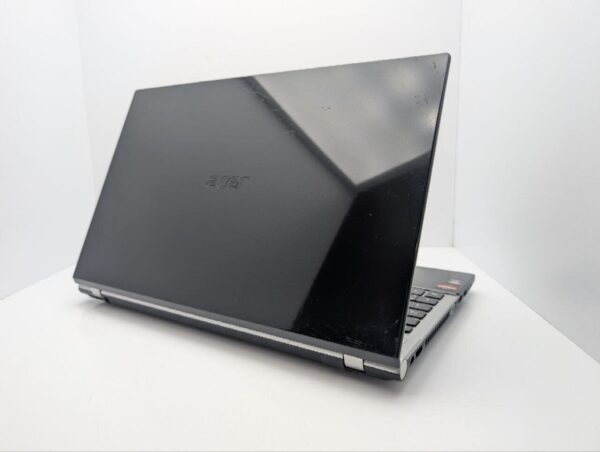 Ноутбук Acer Aspire V3-551G / 15.6" (1366x768) TN / AMD A10-4600M (4 ядра по 2.3 - 3.2 GHz) / 8 GB DDR3 / 1000 GB HDD / AMD Radeon HD 7670M, 2 GB GDDR3, 128-bit / WebCam / DVD-ROM - Зображення 8