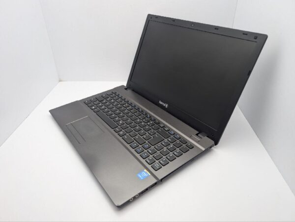 Ноутбук Terra Mobile 1528 / 15.6" (1366x768) TN / Intel Core i3-4000M (2 (4) ядра по 2.4 GHz) / 8 GB DDR3 / 120 GB SSD / Intel HD Graphics 4600 / WevCam / DVD-ROM / АКБ не тримає - Зображення 7