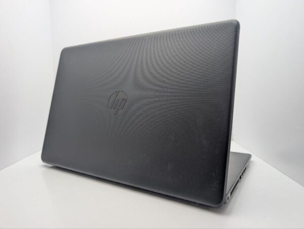 Ноутбук HP 17-bs077ng / 17.3" (1600x900) TN / Intel Celeron N3060 (2 ядра по 1.6 - 2.4 GHz) / 8 GB DDR3 / 120 GB SSD / Intel HD Graphics / WebCam - Зображення 8