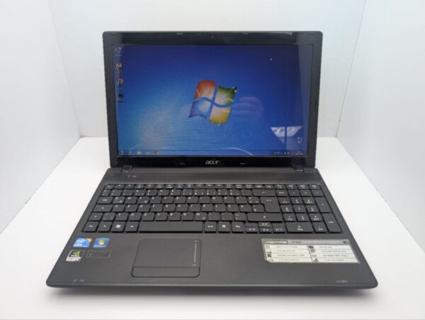 Ноутбук Acer Aspire 5732G / 15.6" (1366x768) TN / Intel Core i5-460M (2 (4) ядра по 2.5 - 2.8 GHz) / 6 GB DDR3 / 500 GB HDD / nVidia GeForce GT 540M, 1 GB GDDR3, 128-bit / WebCam / DVD-ROM - Зображення 2
