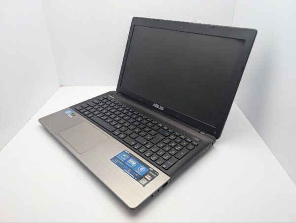 Ноутбук Asus A55V / 15.6" (1366x768) TN / Intel Core i7-3612QM (4 (8) ядра по 2.1 - 3.1 GHz) / 8 GB DDR3 / 240 GB SSD / nVidia GeForce 410M, 1 GB GDDR3, 64-bit / WebCam / DVD-ROM - Зображення 7