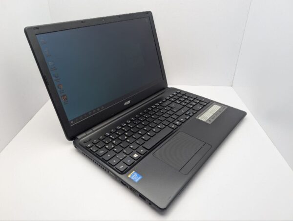 Ноутбук Acer Aspire E1-510 / 15.6" (1366x768) TN / Intel Pentium N3520 (4 ядра по 2.17 - 2.42 GHz) / 8 GB DDR3 / 240 GB SSD / Intel HD Graphics / WebCam / DVD-ROM - Зображення 6