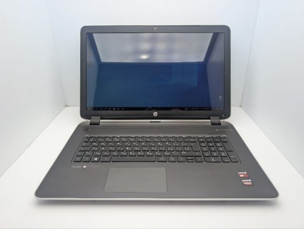 Ноутбук HP Pavilion 17-f005sr / 17.3" (1600x900) TN / AMD A8-6410 (4 ядра по 2.0 - 2.4 GHz) / 8 GB DDR3 / 240 GB SSD / AMD Radeon R7 M260, 2 GB GDDR3, 64-bit / WebCam / DVD-ROM - Зображення 2