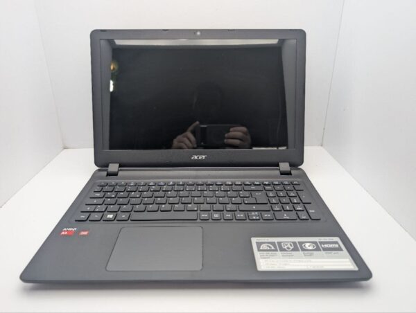 Ноутбук Acer Aspire ES1-523 / 15.6" (1366x768) TN / AMD A4-7210 (4 ядра по 1.8 - 2.2 GHz) / 8 GB DDR3 / 120 GB SSD / AMD Radeon R3 Graphics / WebCam / DVD-ROM - Зображення 2
