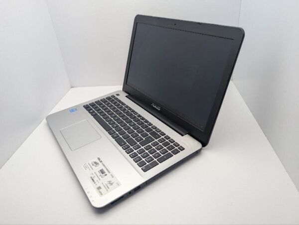 Ноутбук Asus F555L / 15.6" (1366x768) TN / Intel Core i3-5005U (2 (4) ядра по 2.0 GHz) / 8 GB DDR3 / 240 GB SSD / Intel HD Graphics 5500 / WebCam / DVD-ROM - Зображення 7