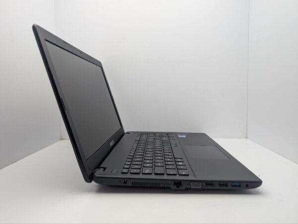 Ноутбук Asus F551M / 15.6" (1366x768) TN / Intel Pentium N3530 (4 ядра по 2.16 - 2.58 GHz) / 8 GB DDR3 / 120 GB SSD / Intel HD Graphics / WebCam / DVD-ROM - Зображення 4