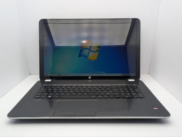 Ноутбук HP Pavillion 17-E / 17.3" (1600x900) TN / AMD A10-5750M (4 ядра по 3.5 GHz) / 8 GB DDR3 / 500 GB HDD / AMD Radeon HD 8670M, 1 GB GDDR3, 64-bit / WebCam / DVD-ROM - Зображення 2