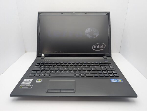 Ноутбук Terra Mobile 1547 / 15.6" (1366x768) TN / Intel Core i3-2350M (2 (4) ядра по 2.3 GHz) / 6 GB DDR3 / 250 GB HDD / nVidia GeForce GT 520M, 1 GB GDDR3, 64-bit / WebCam / DVD-ROM - Зображення 3