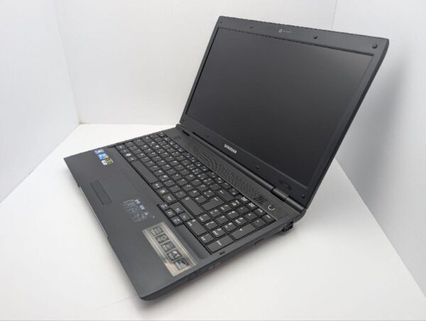 Ноутбук Samsung P580 / 15.6" (1366x768) TN / Intel Core i3-380M (2 (4) ядра по 2.5 GHz) / 6 GB DDR3 / 320 GB HDD / nVidia GeForce GT 330M, 1 GB GDDR3, 128-bit / WebCam / DVD-ROM - Зображення 7