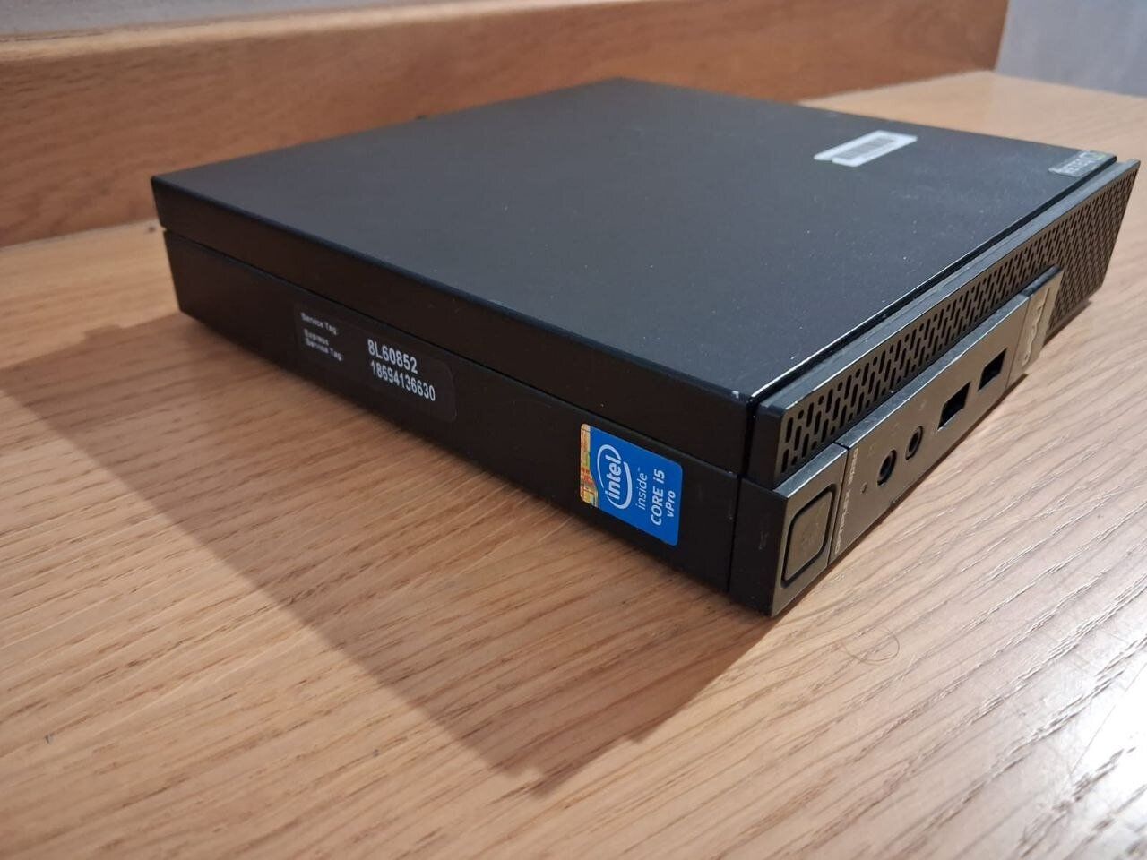 Неттоп Dell OptiPlex 9020M USFF / Intel Core i5-4590T (4 ядра по 2.0 - 3.0 GHz) / 8 GB DDR3 / 250 GB SSD / Intel HD Graphics 4600 / DisplayPort / Wi-Fi + Блок живлення - Зображення 4