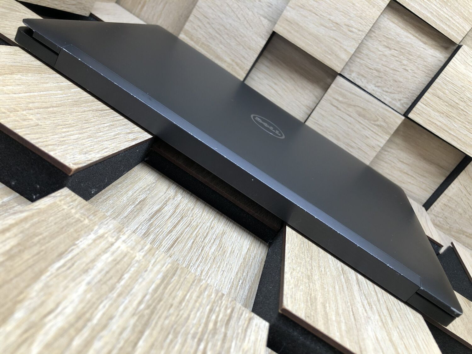 Ноутбук Б-клас Dell Latitude 7480 / 14" (1920x1080) IPS / Intel Core i5-7300U (2 (4) ядра по 2.6 - 3.5 GHz) / 8 GB DDR4 / 256 GB SSD M.2 / Intel HD Graphics 620 / WebCam / HDMI - Зображення 7