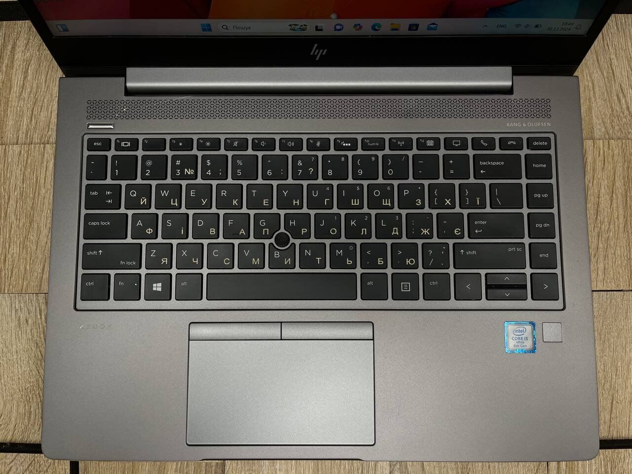 Ноутбук Б-клас HP ZBook 14U G5 / 14" (1920x1080) IPS / Intel Core i5-8350U (4 (8) ядра по 1.7 - 3.6 GHz) / 8 GB DDR4 / 256 GB SSD M.2 / Intel UHD Graphics 620 / WebCam / Fingerprint / HDMI - Зображення 4