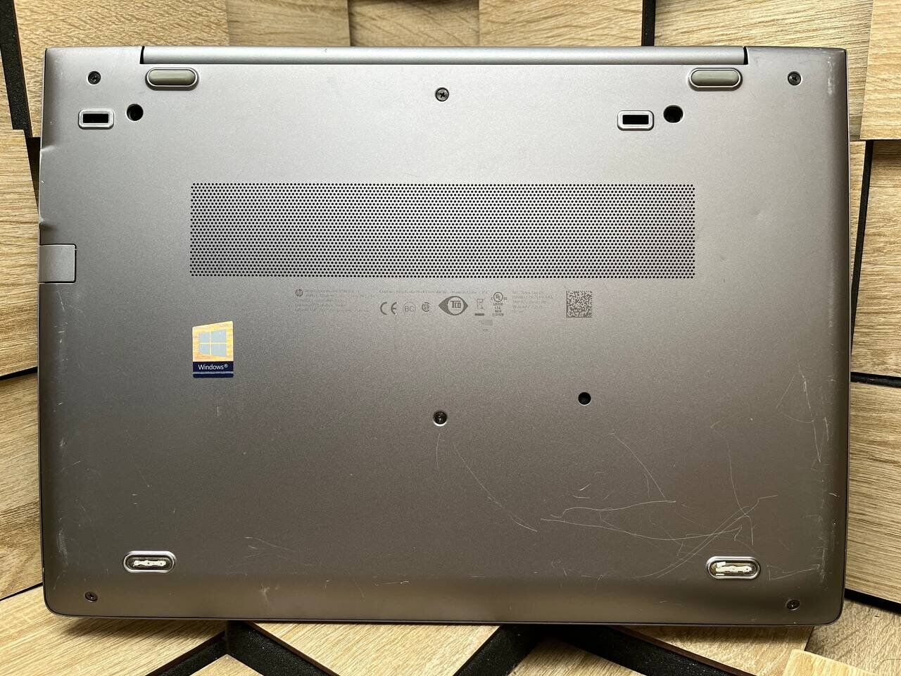 Ноутбук Б-клас HP ZBook 14U G5 / 14" (1920x1080) IPS / Intel Core i5-8350U (4 (8) ядра по 1.7 - 3.6 GHz) / 8 GB DDR4 / 256 GB SSD M.2 / Intel UHD Graphics 620 / WebCam / Fingerprint / HDMI - Зображення 9