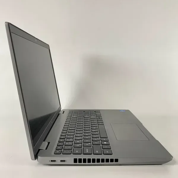 Ноутбук Dell Latitude 5521 / 15.6" (1920x1080) IPS / Intel Core i5-11500H (6 (12) ядер по 2.4 - 4.6 GHz) / 16 GB DDR4 / 512 GB SSD / nVidia GeForce MX450, 2 GB GDDR5, 64-bit / WebCam / HDMI - Зображення 4
